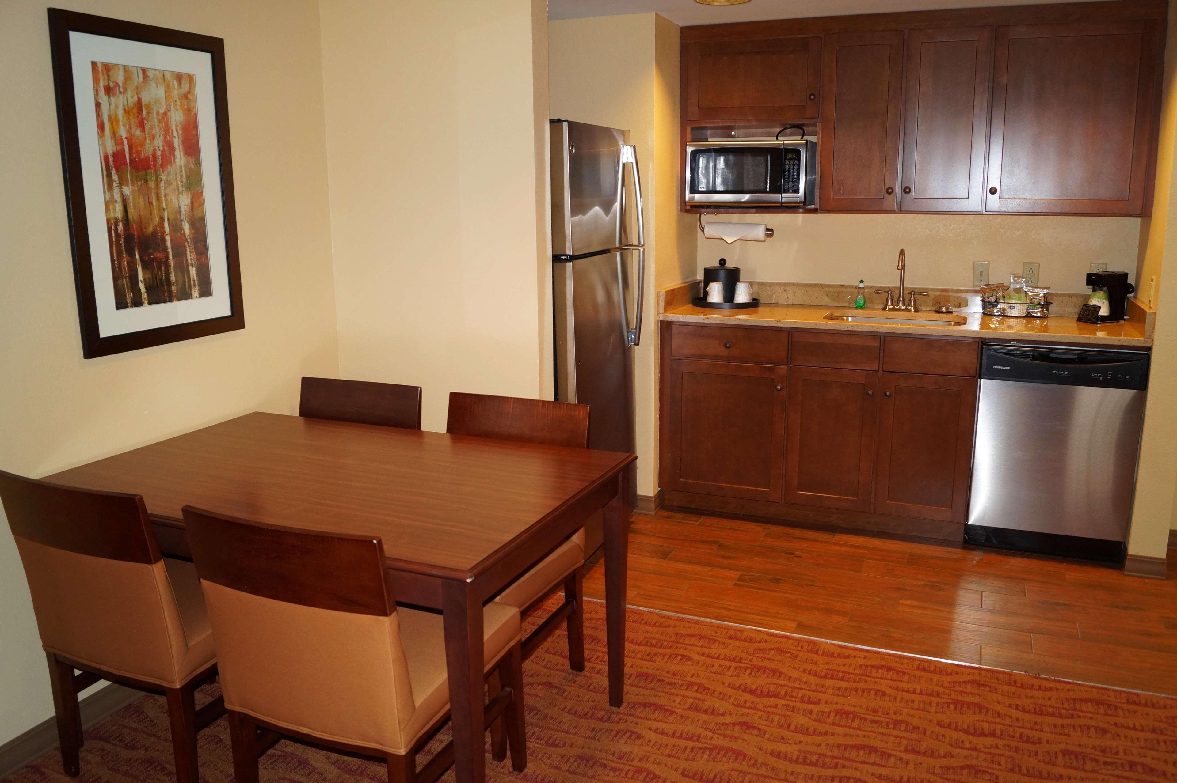Hampton Inn Altoona Zewnętrze zdjęcie
