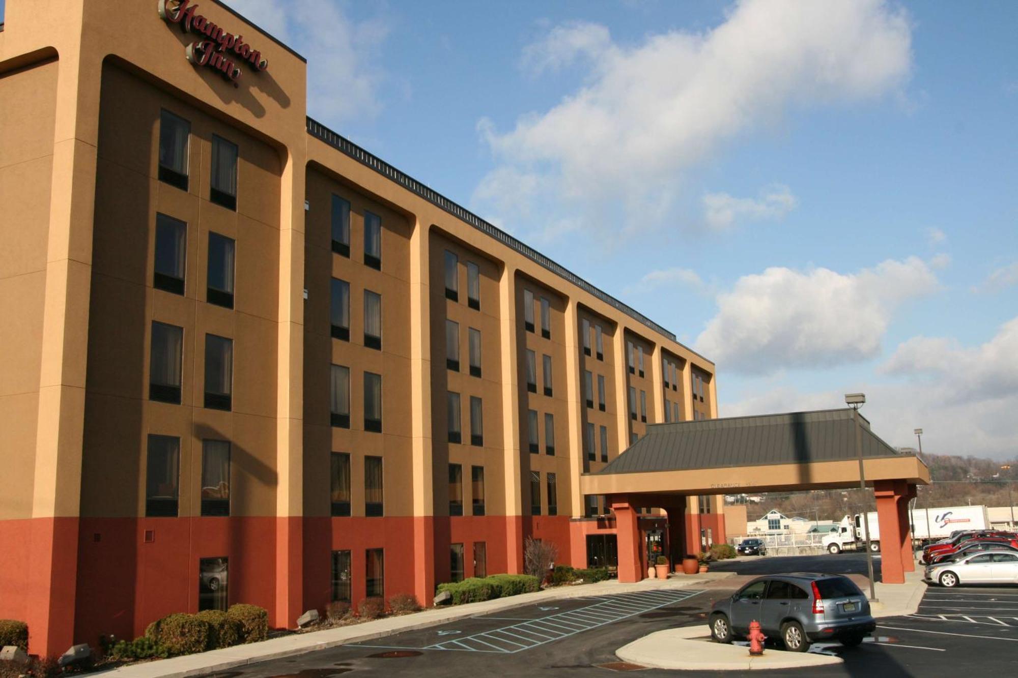 Hampton Inn Altoona Zewnętrze zdjęcie