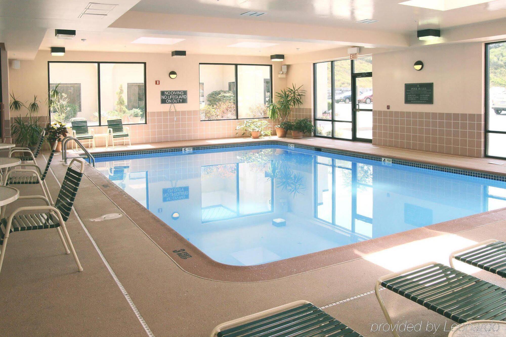 Hampton Inn Altoona Zewnętrze zdjęcie